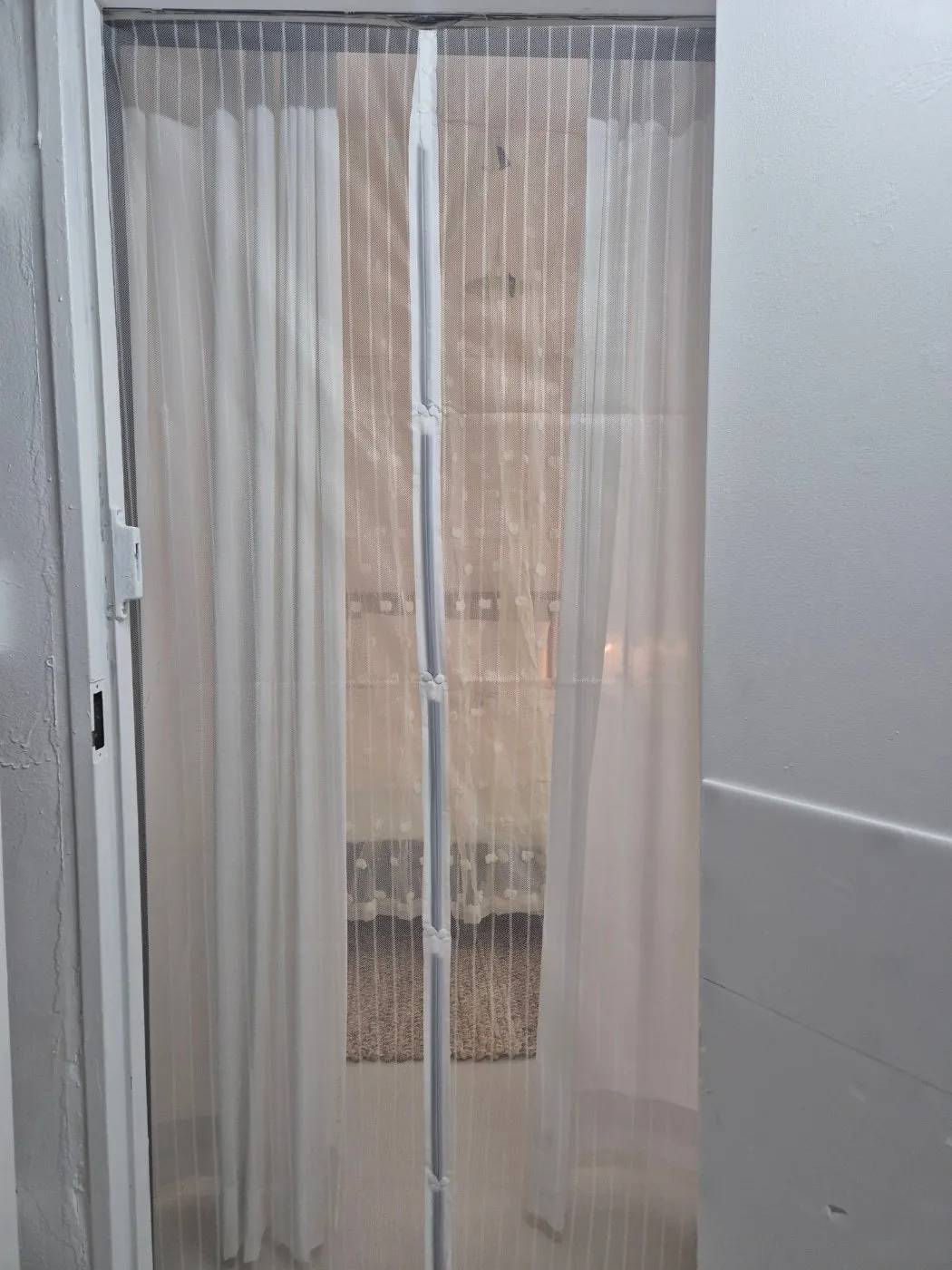Room image 1