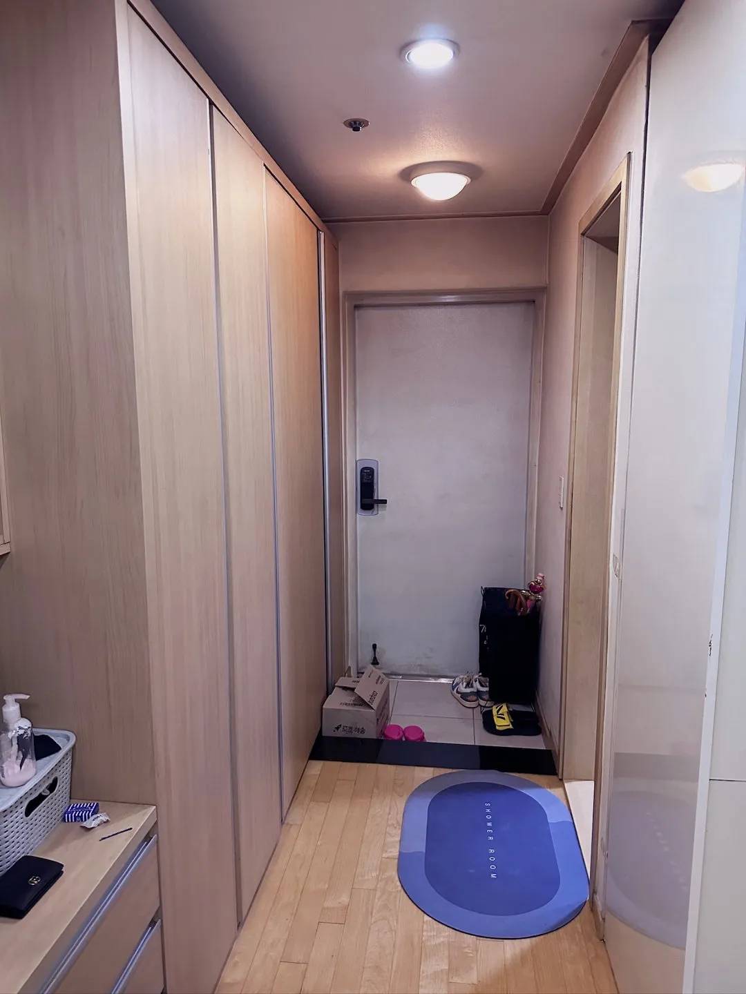 Room image 1