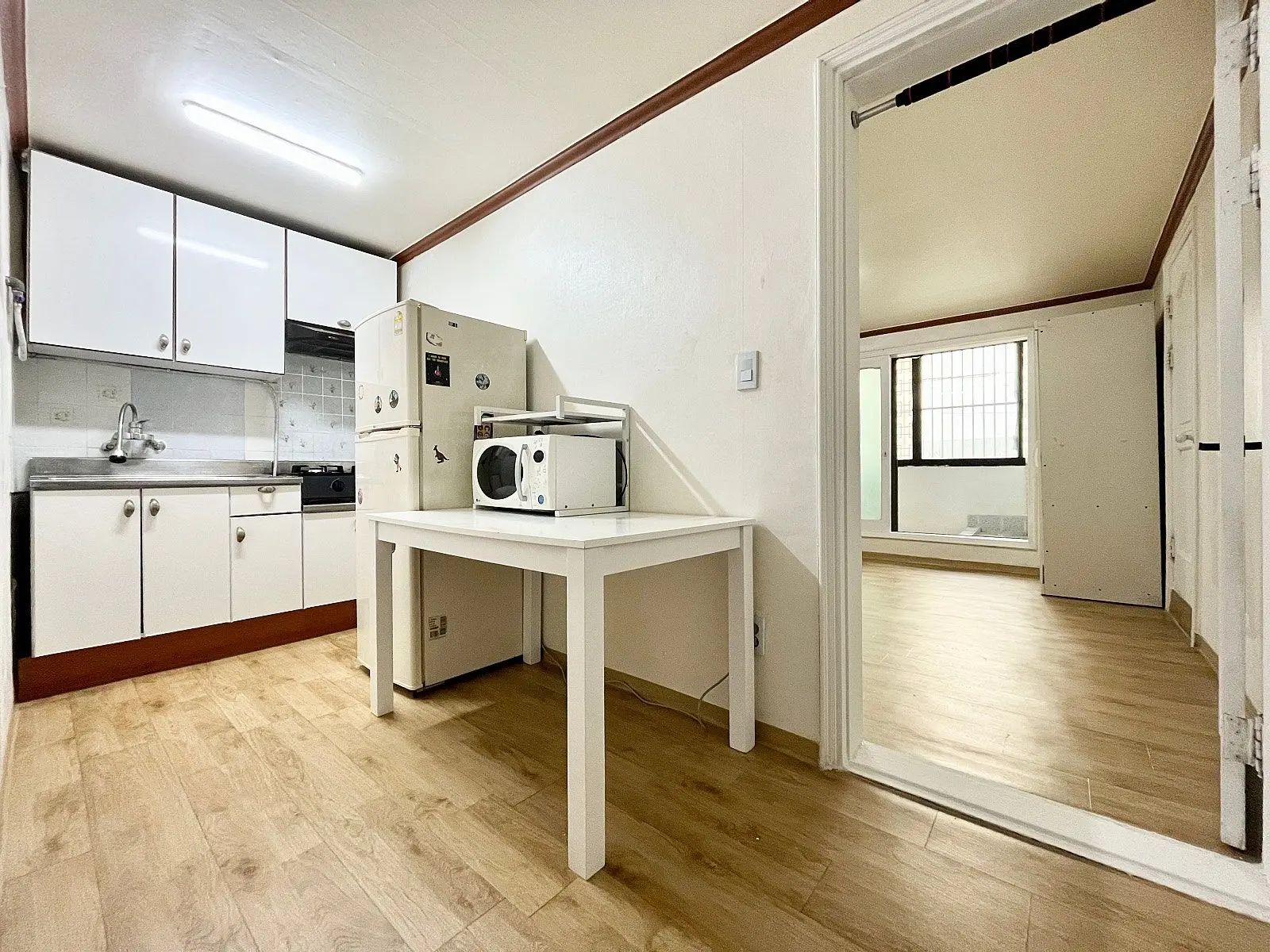 Room image 2