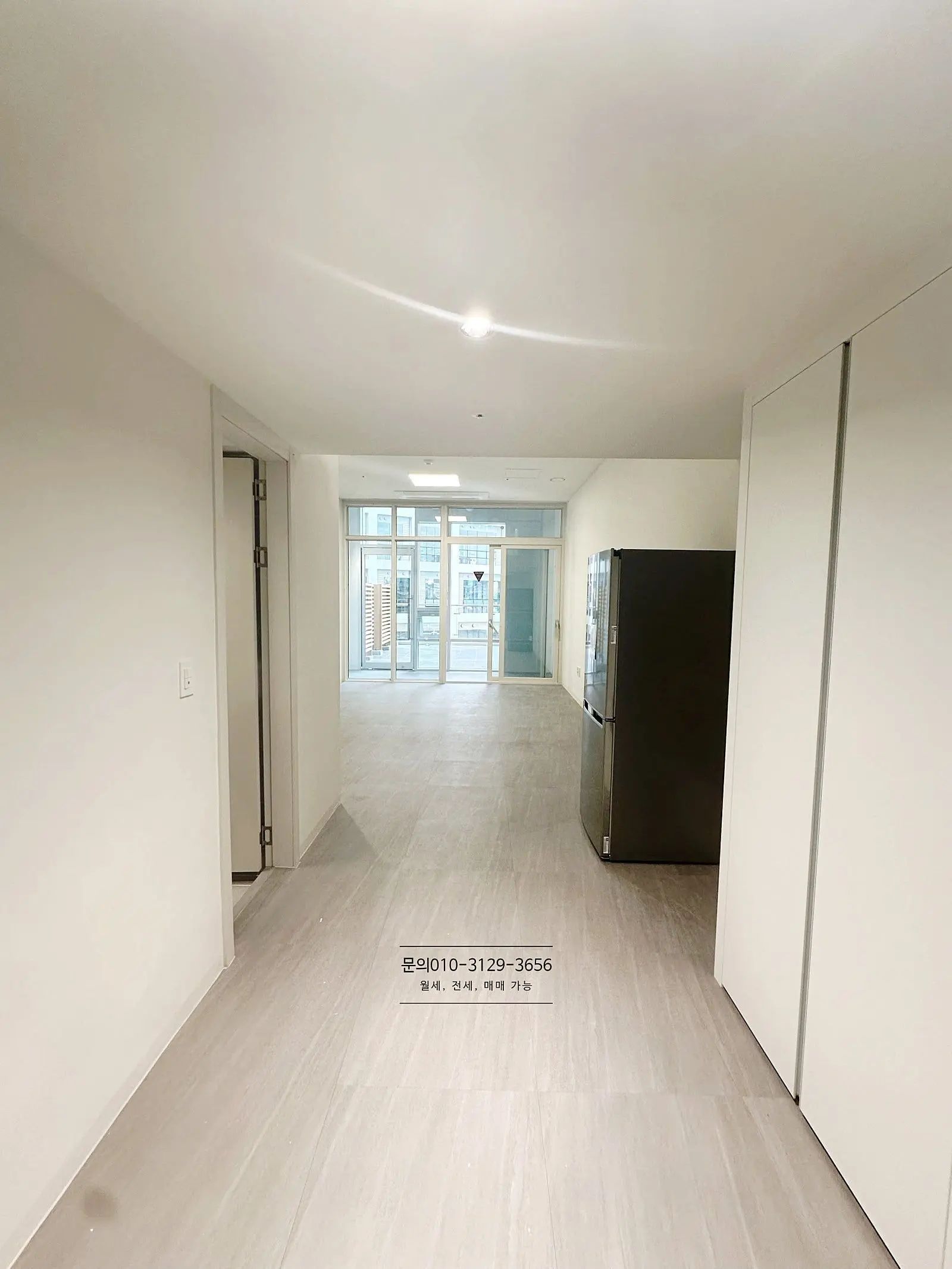 Room image 3