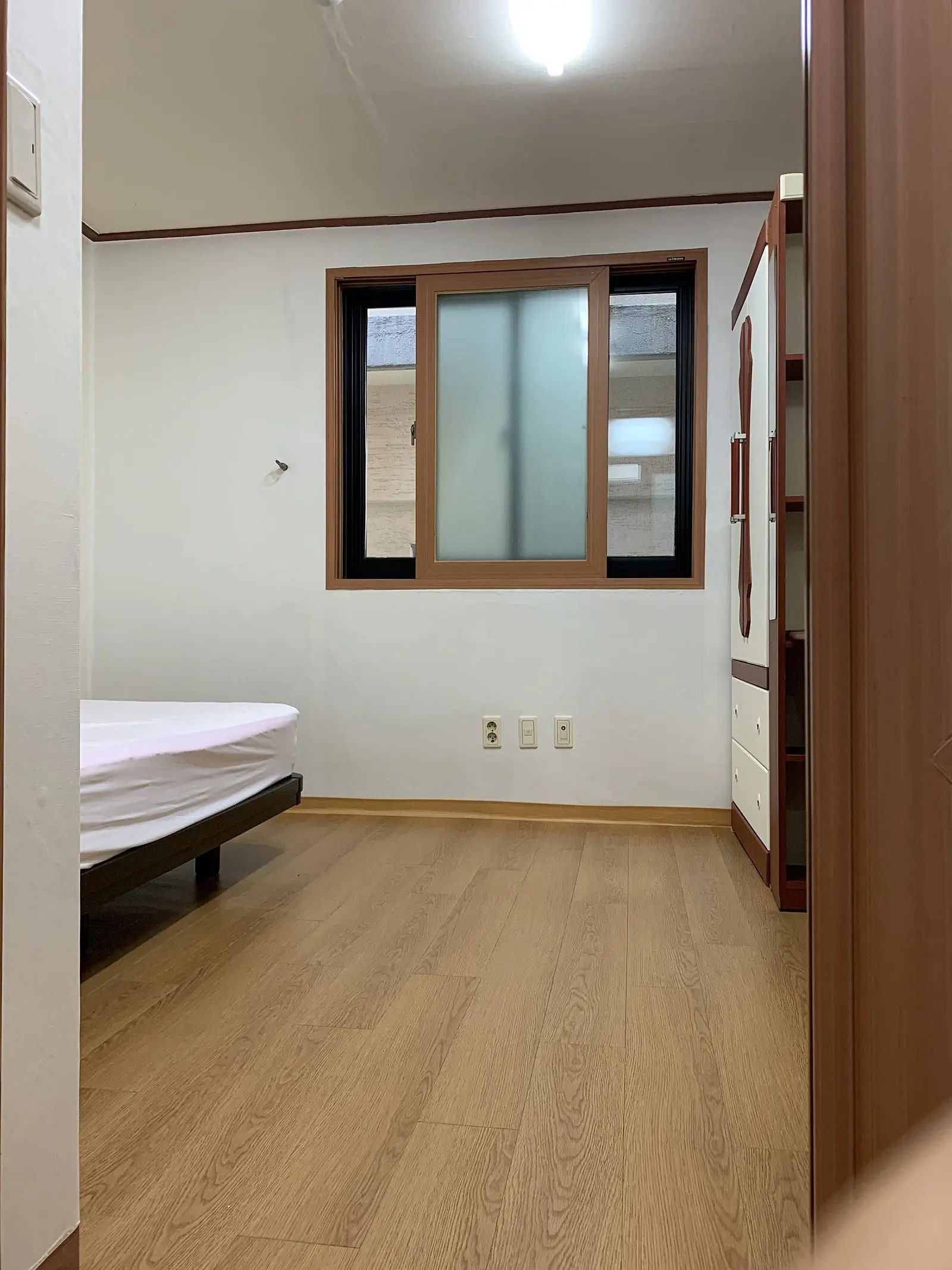 Room image 5