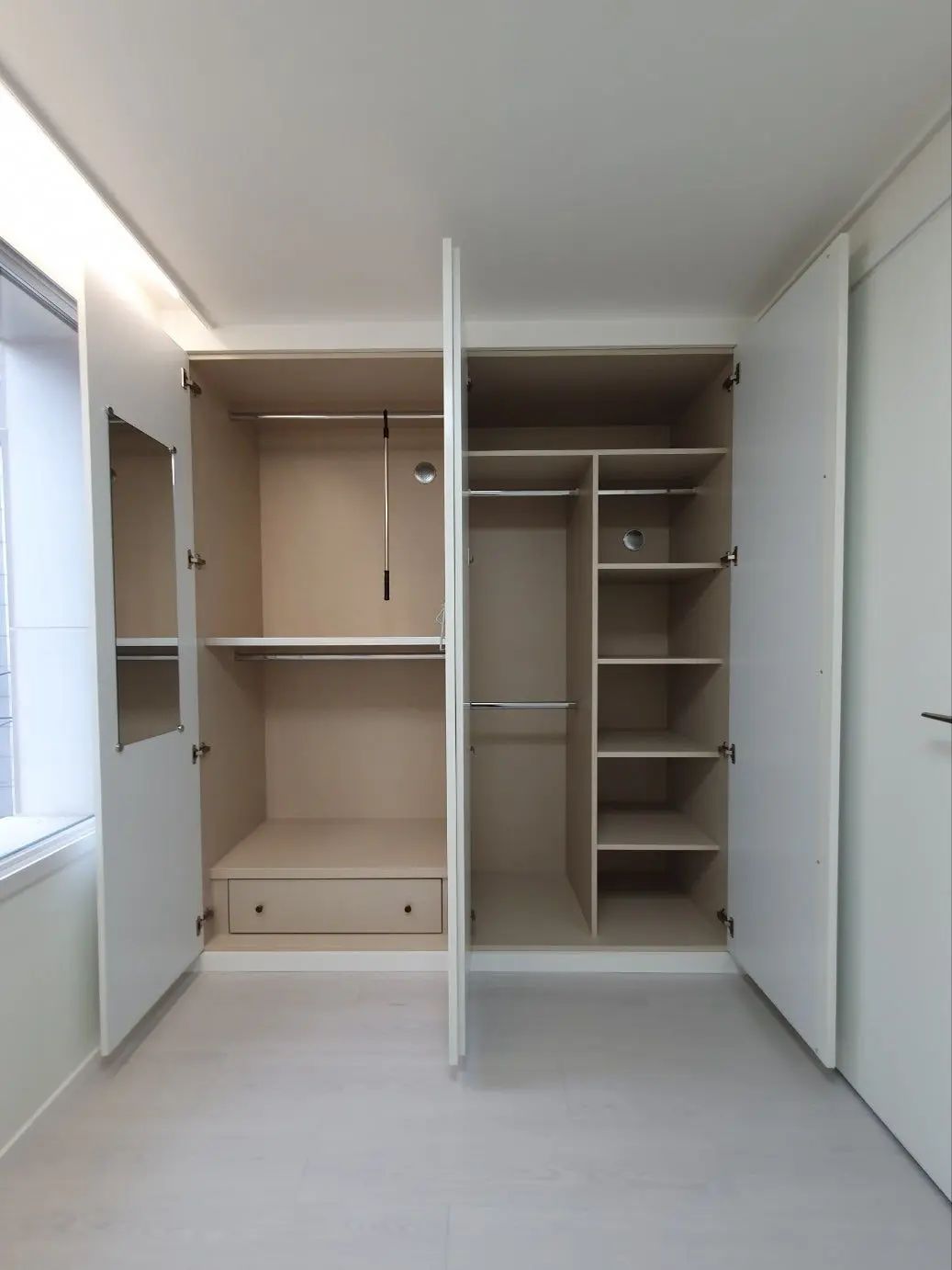 Room image 2