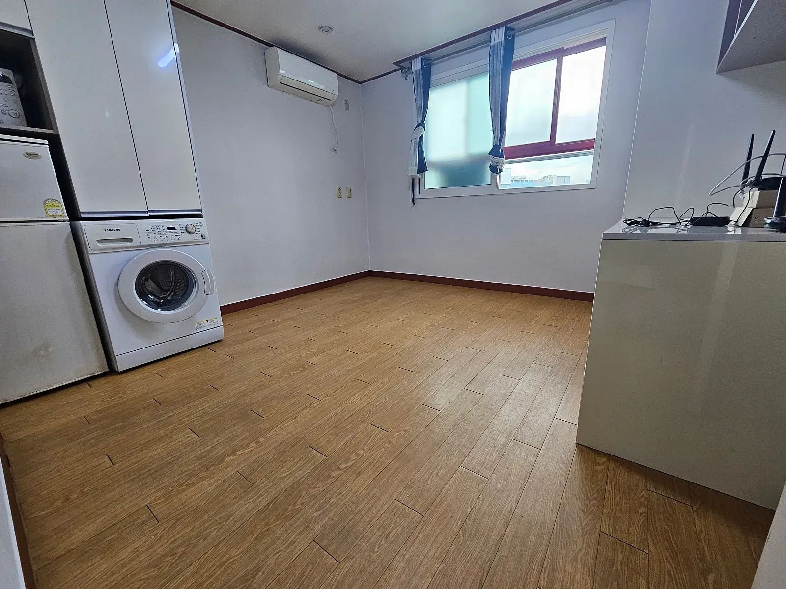 Room image 1