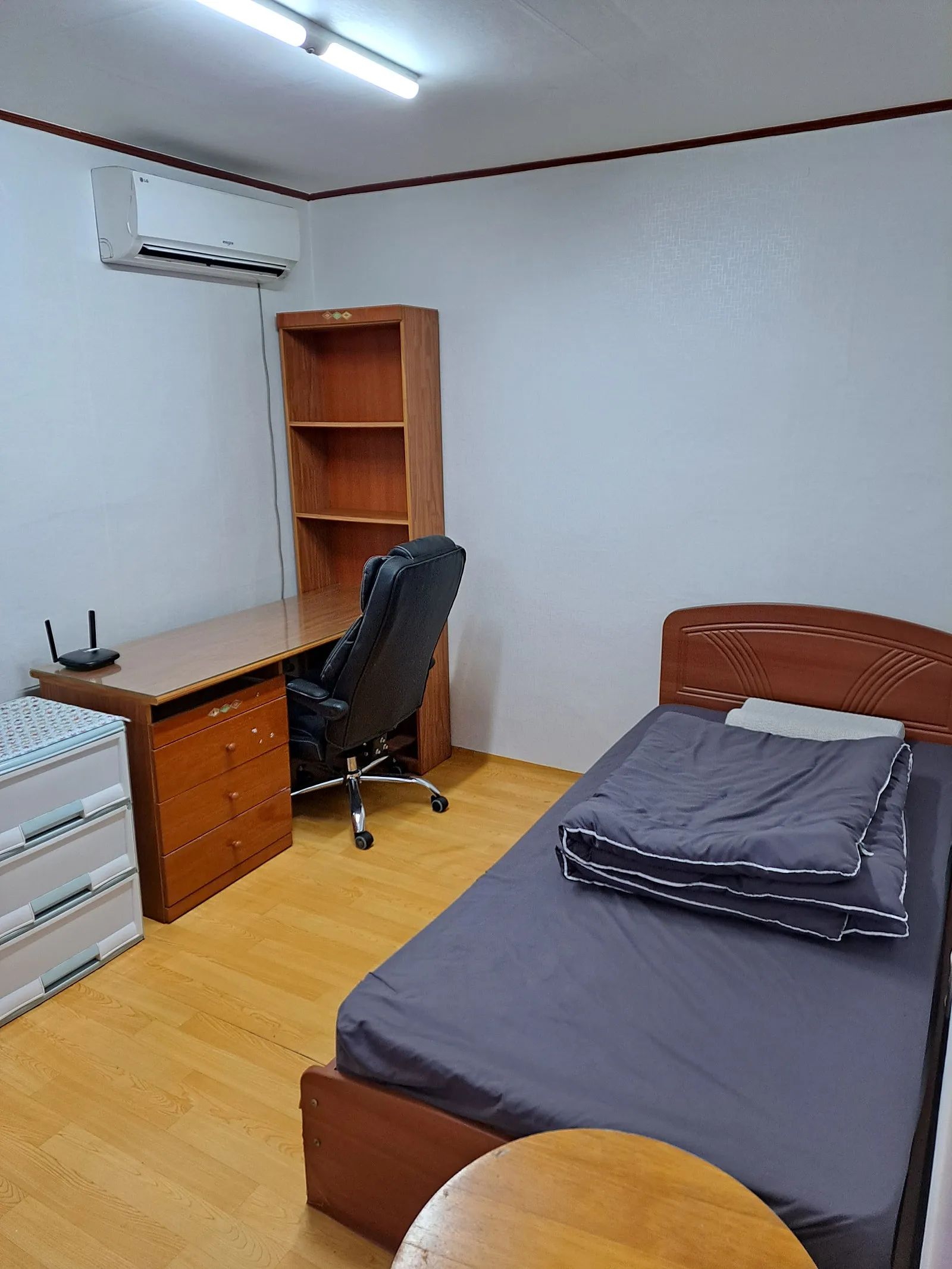 Room image 1
