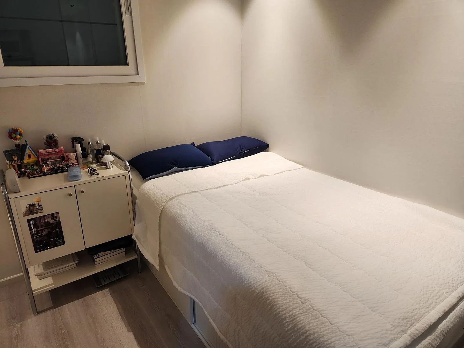 Room image 4