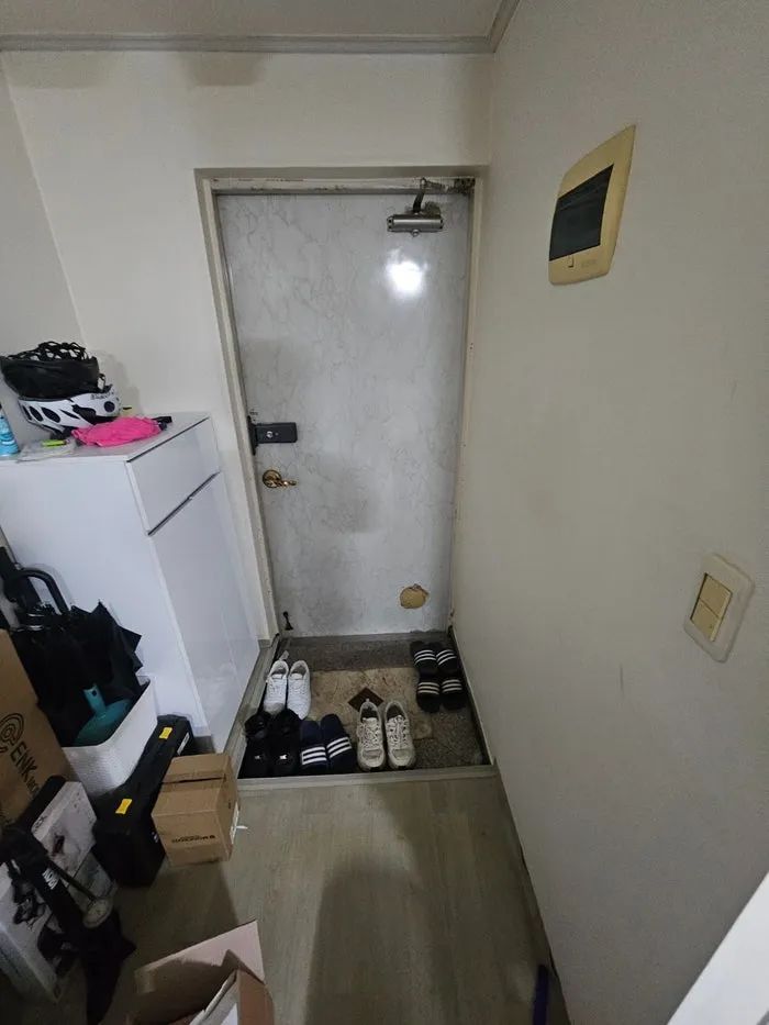Room image 3