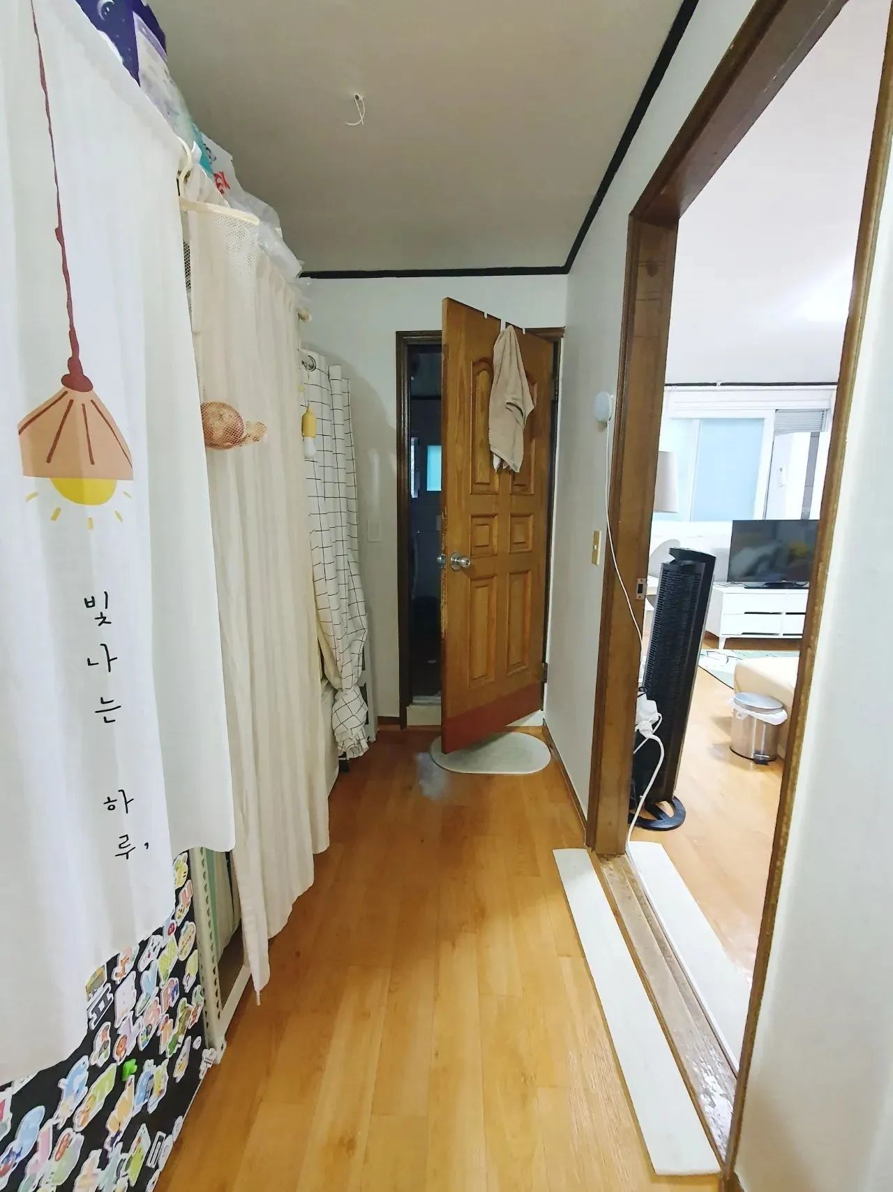 Room image 3