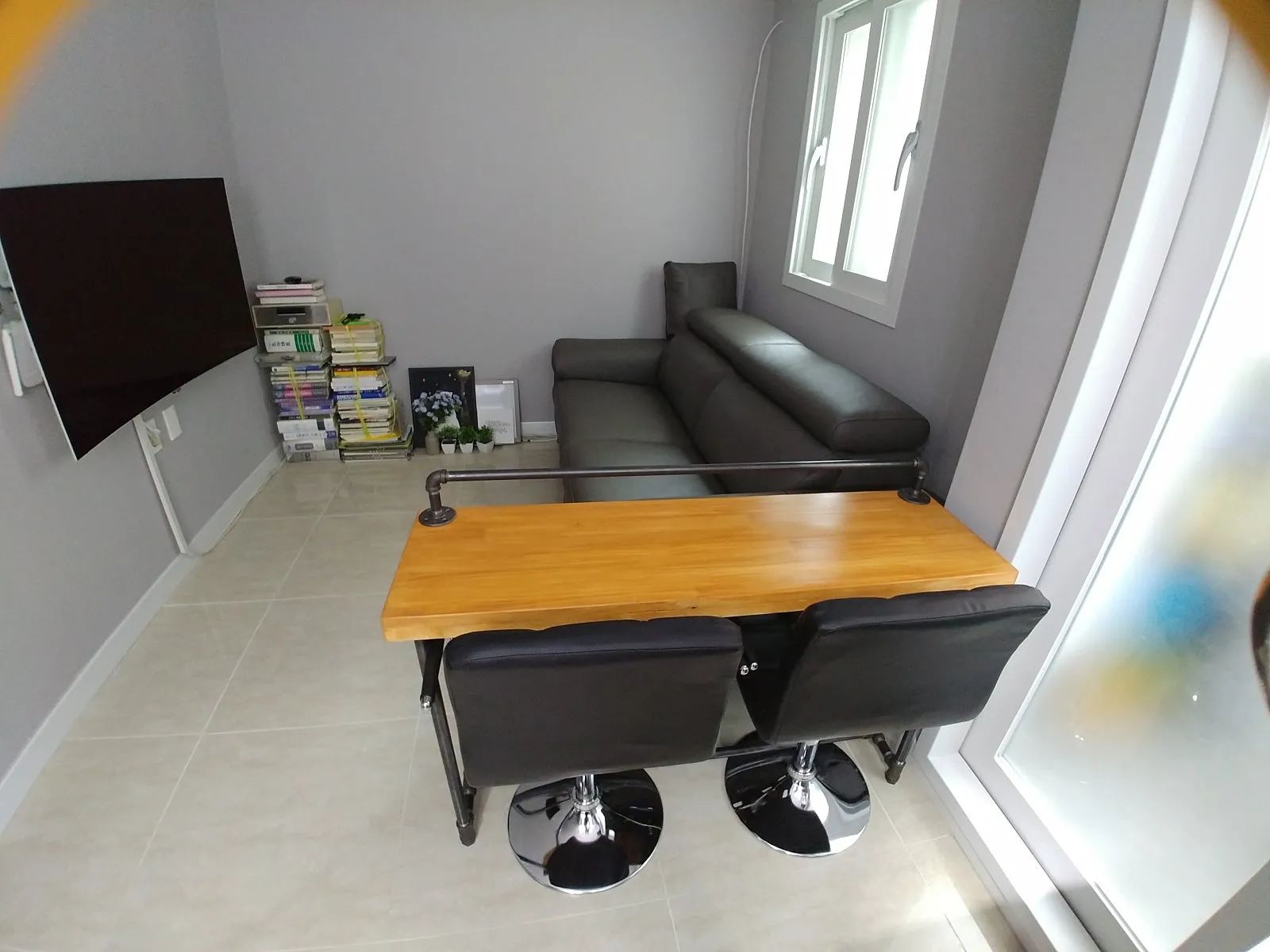 Room image 4