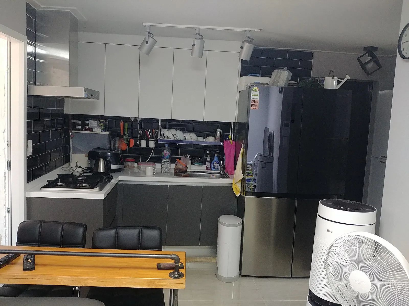 Room image 5