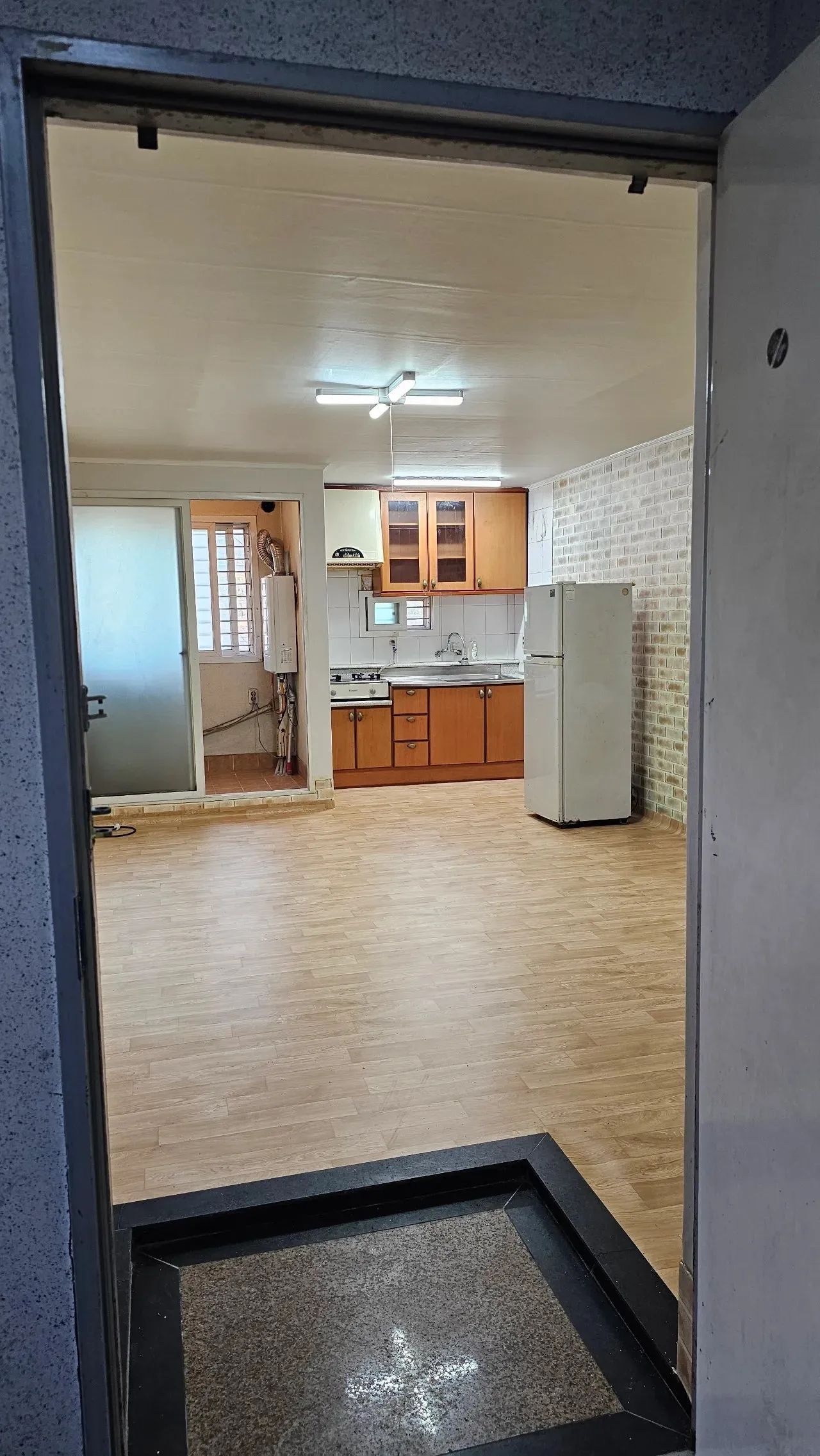 Room image 1
