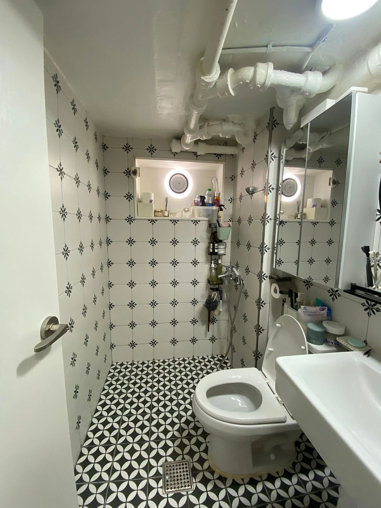 Room image 4