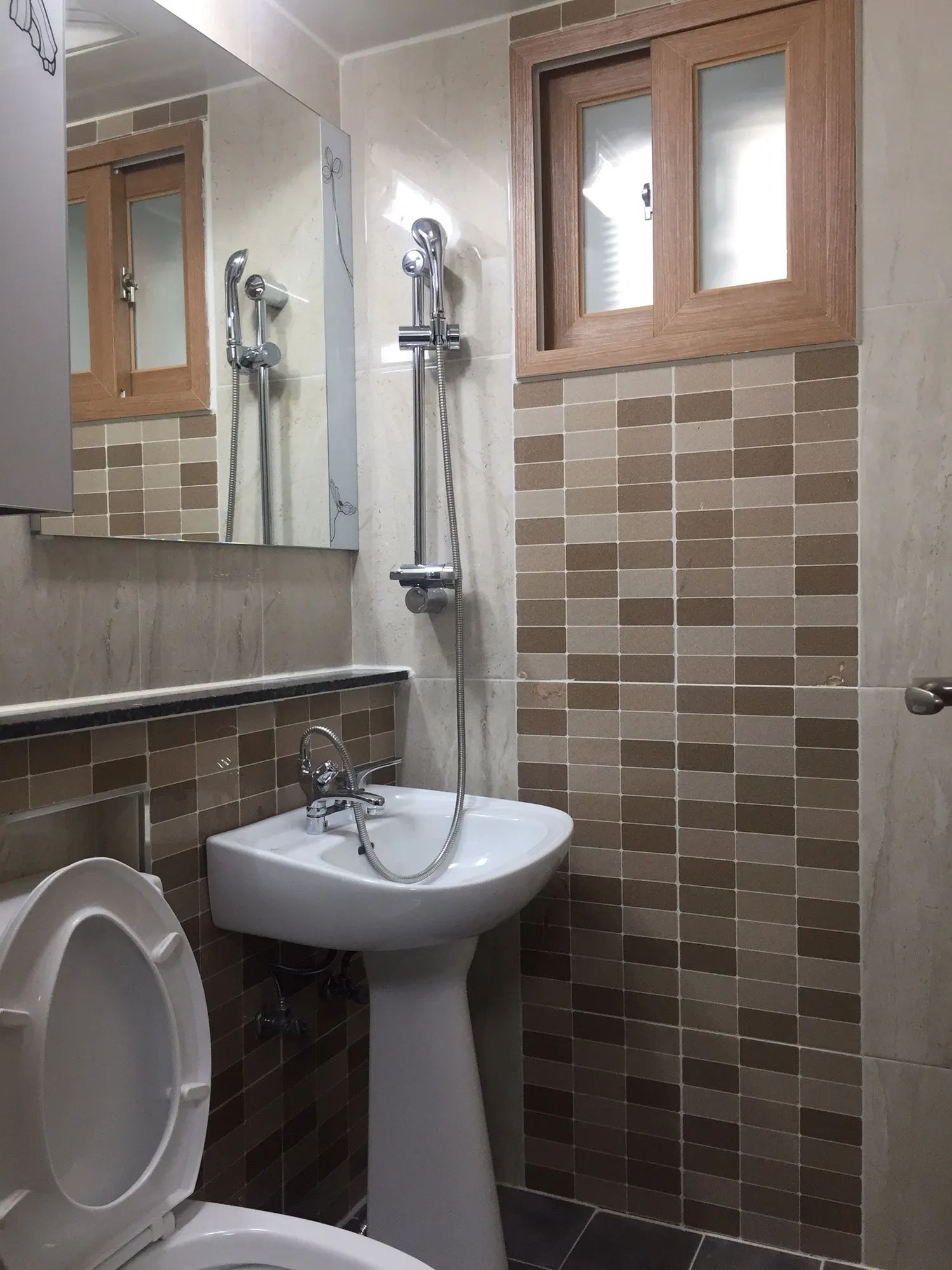 Room image 2