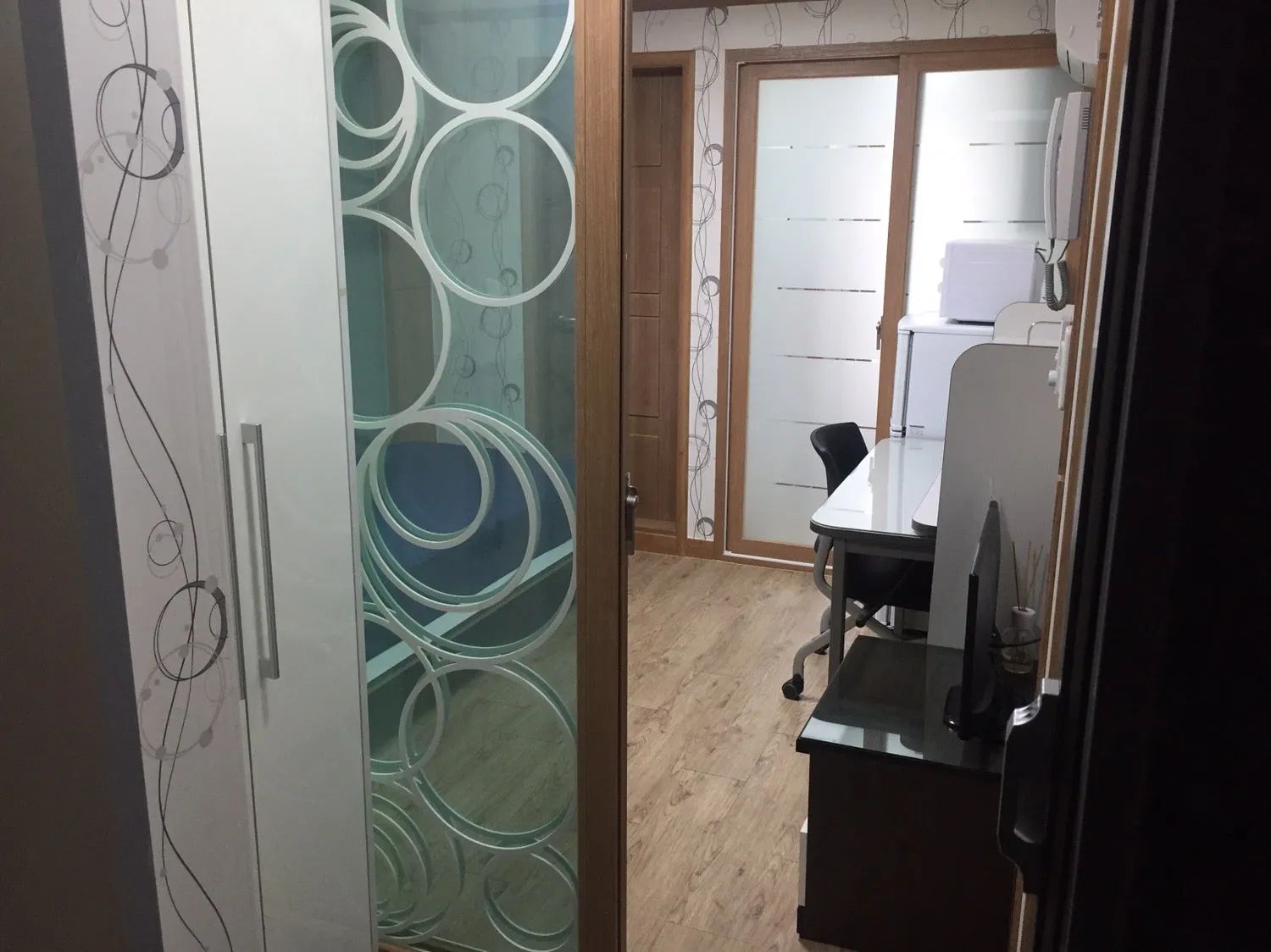 Room image 5