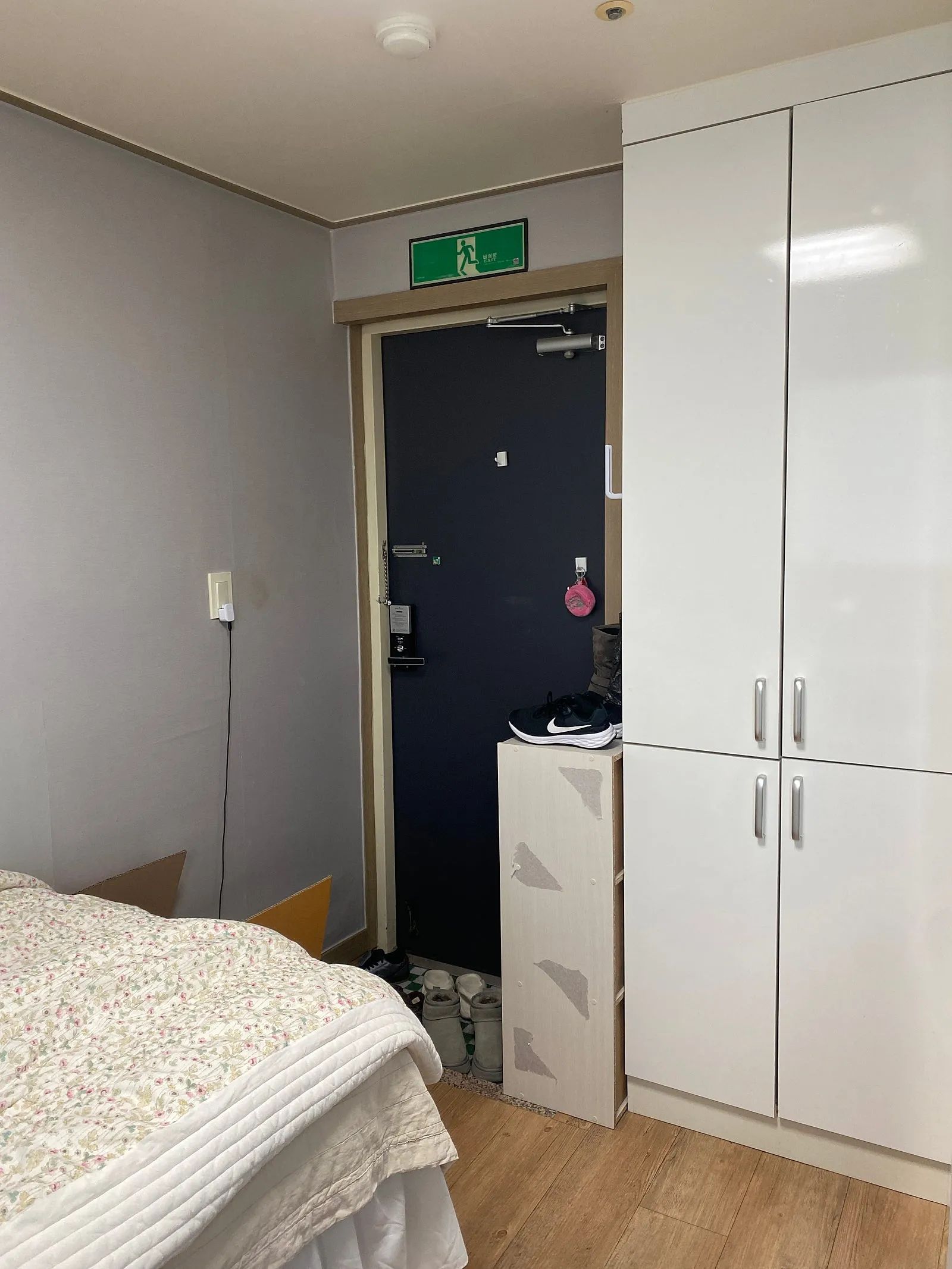 Room image 4
