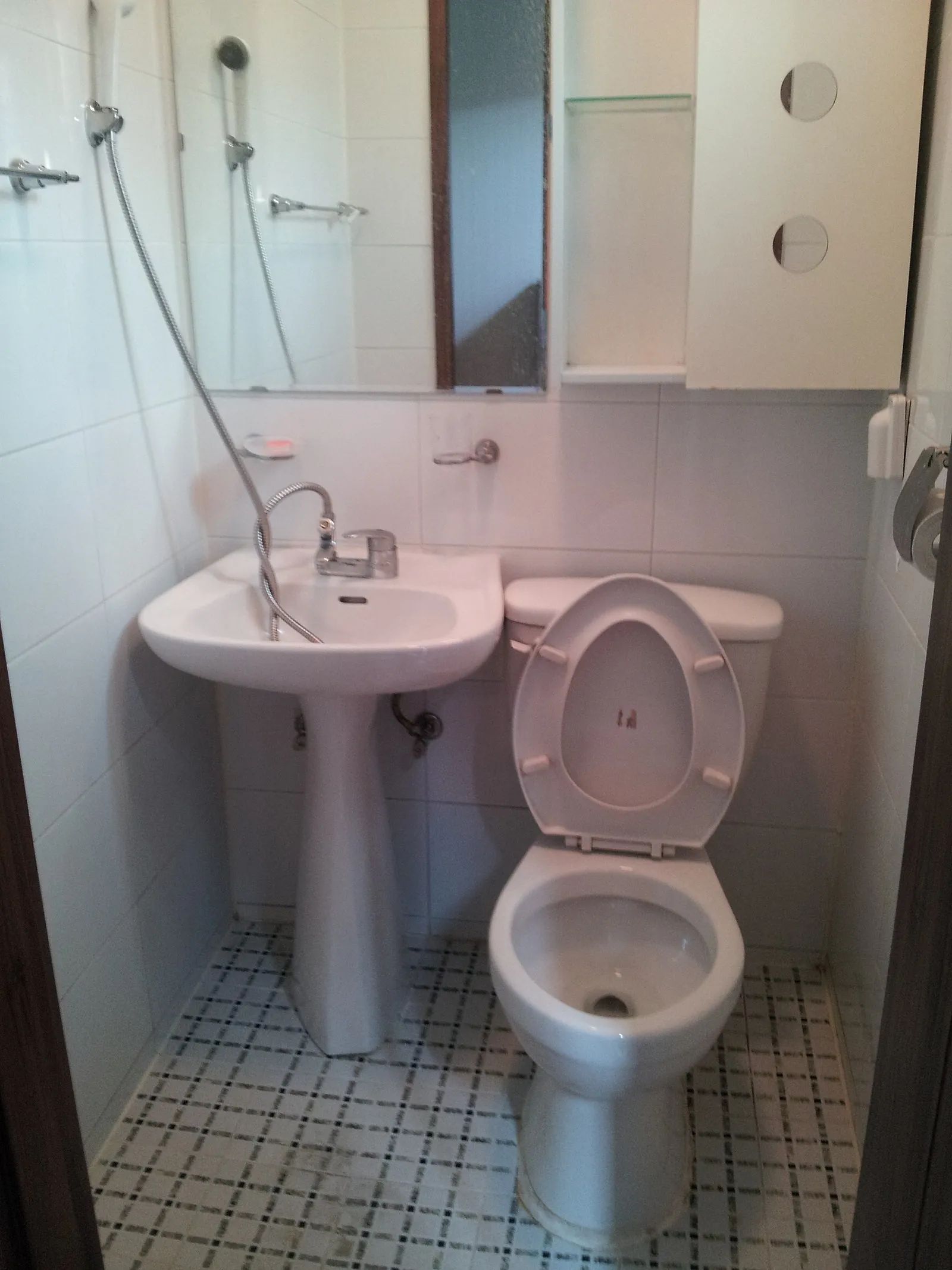 Room image 5