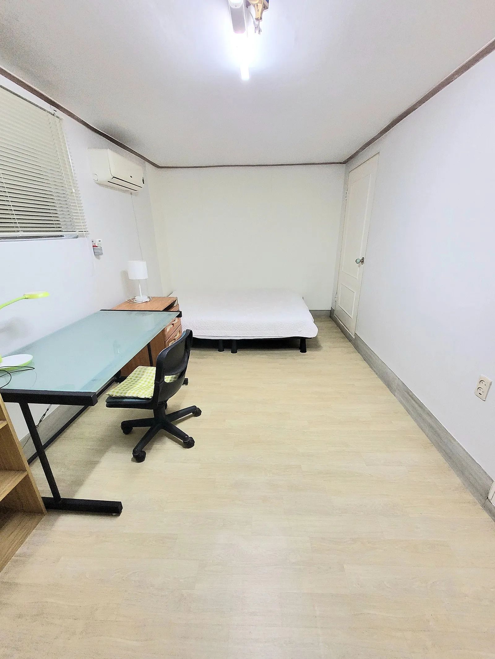 Room image 2