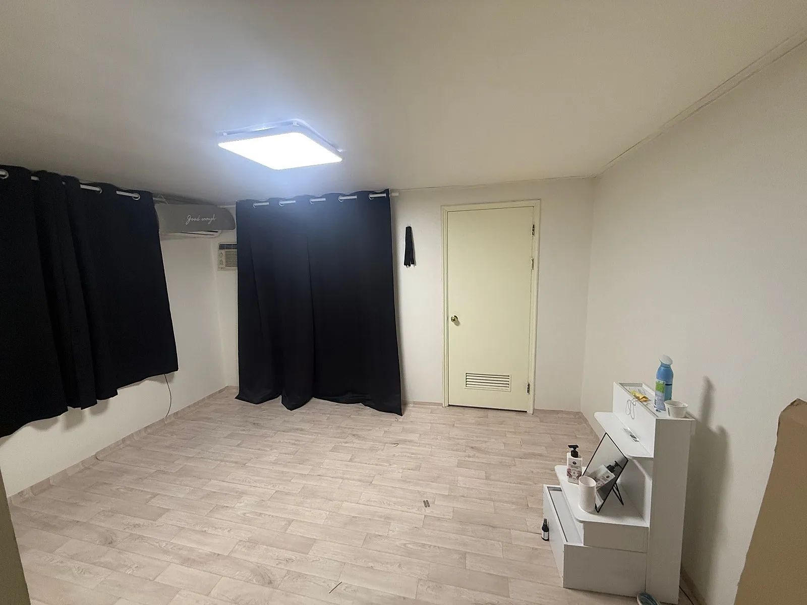 Room image 2