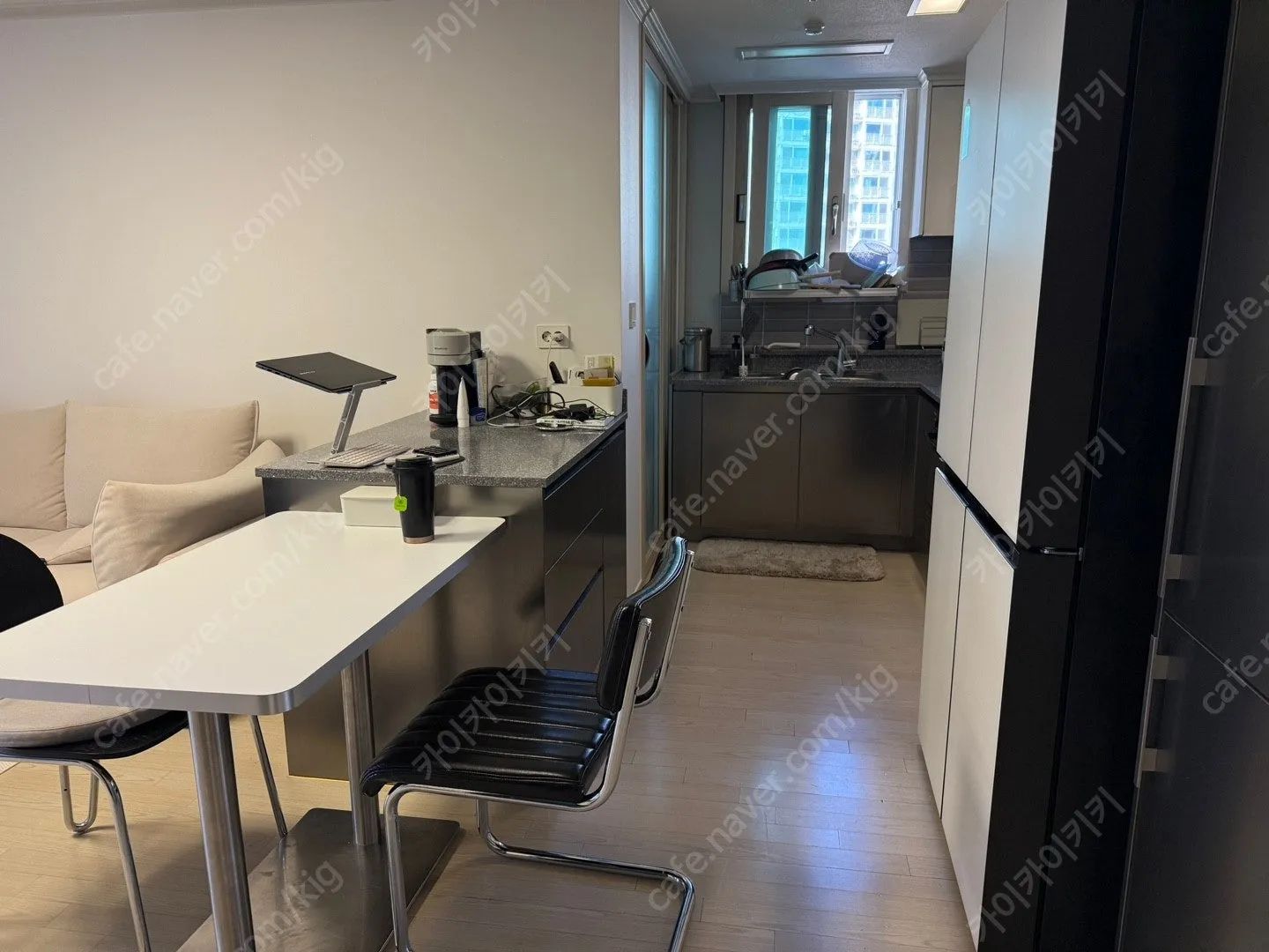 Room image 5