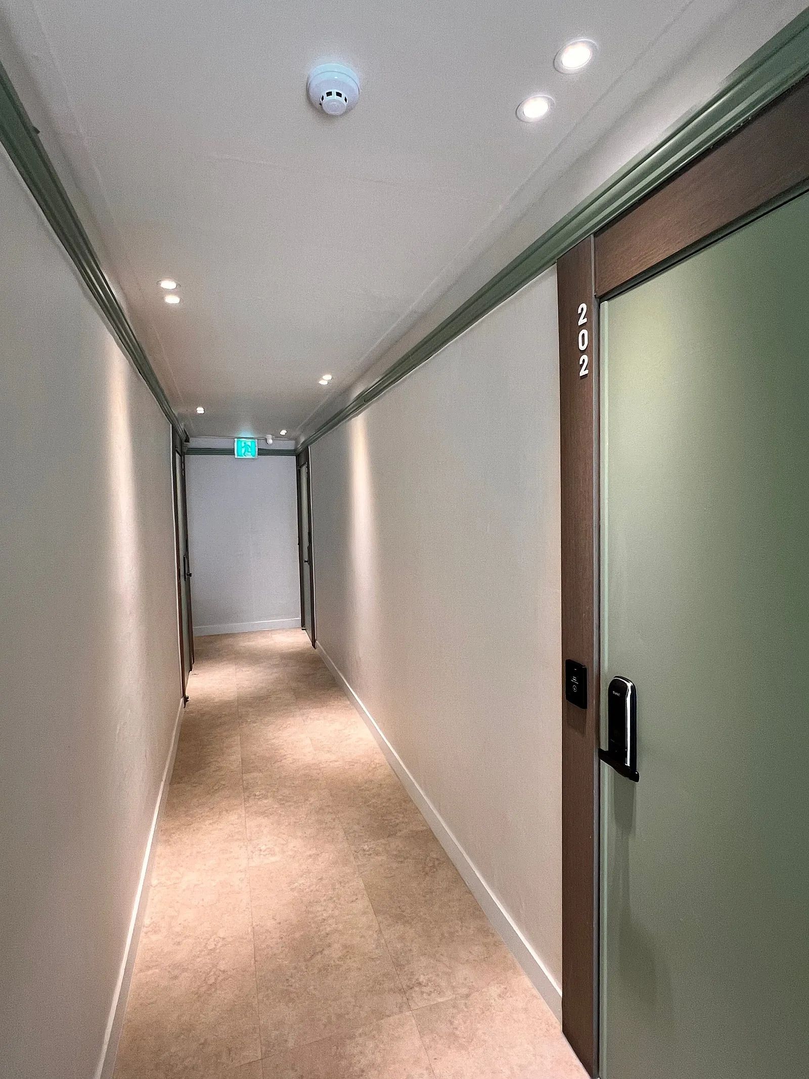 Room image 2