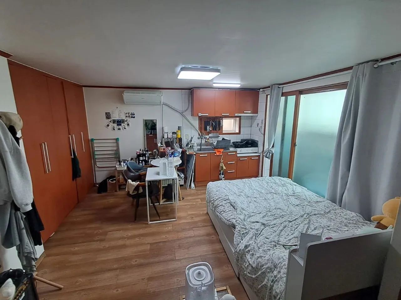Room image 1
