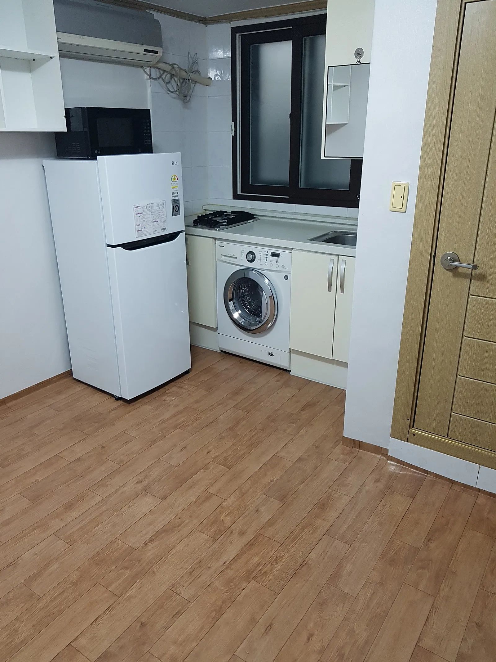 Room image 1