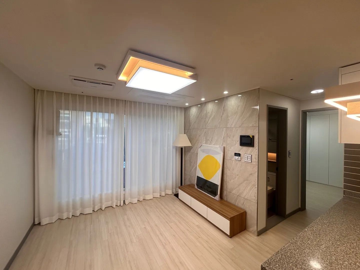 Room image 2