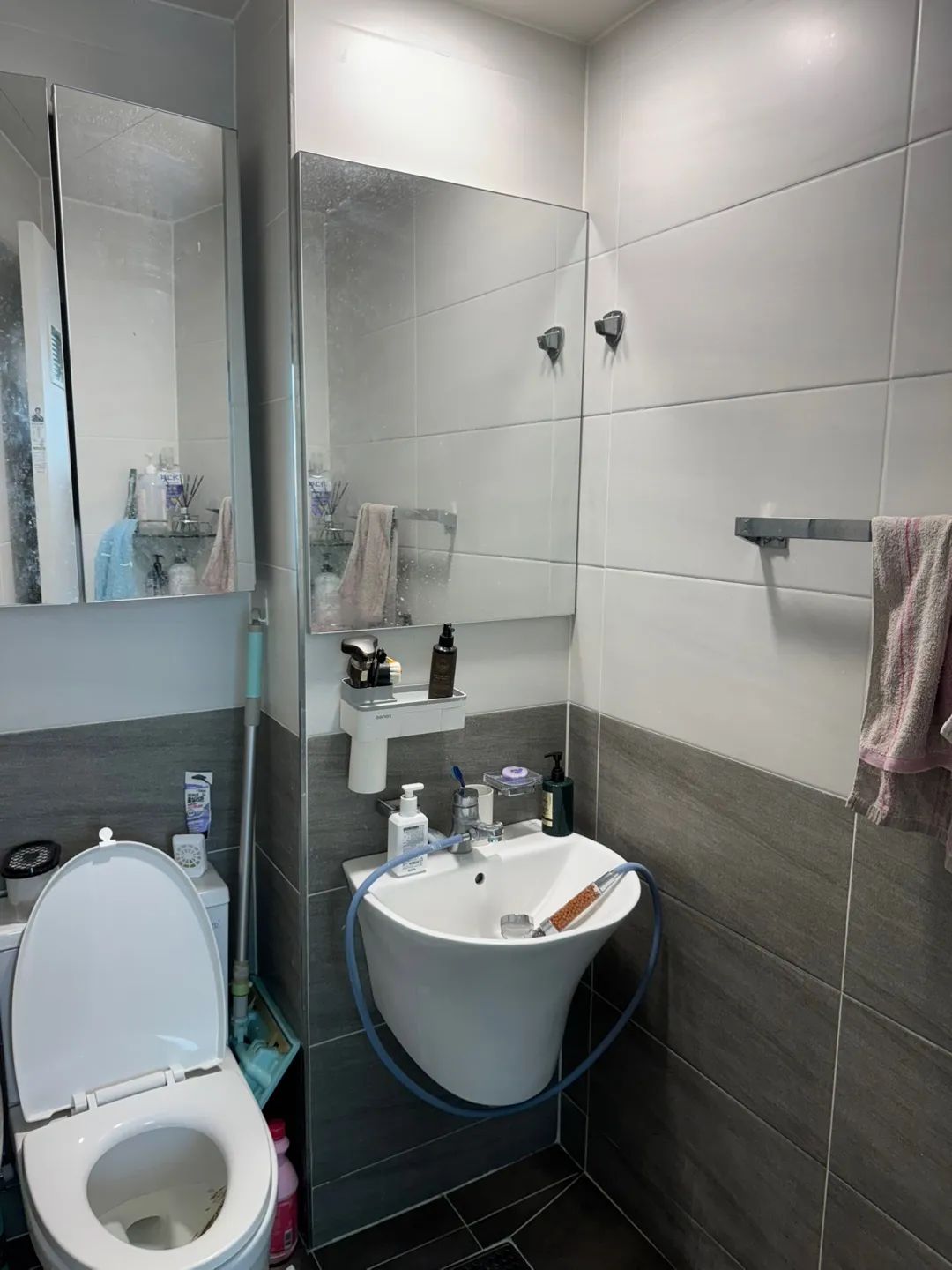 Room image 3